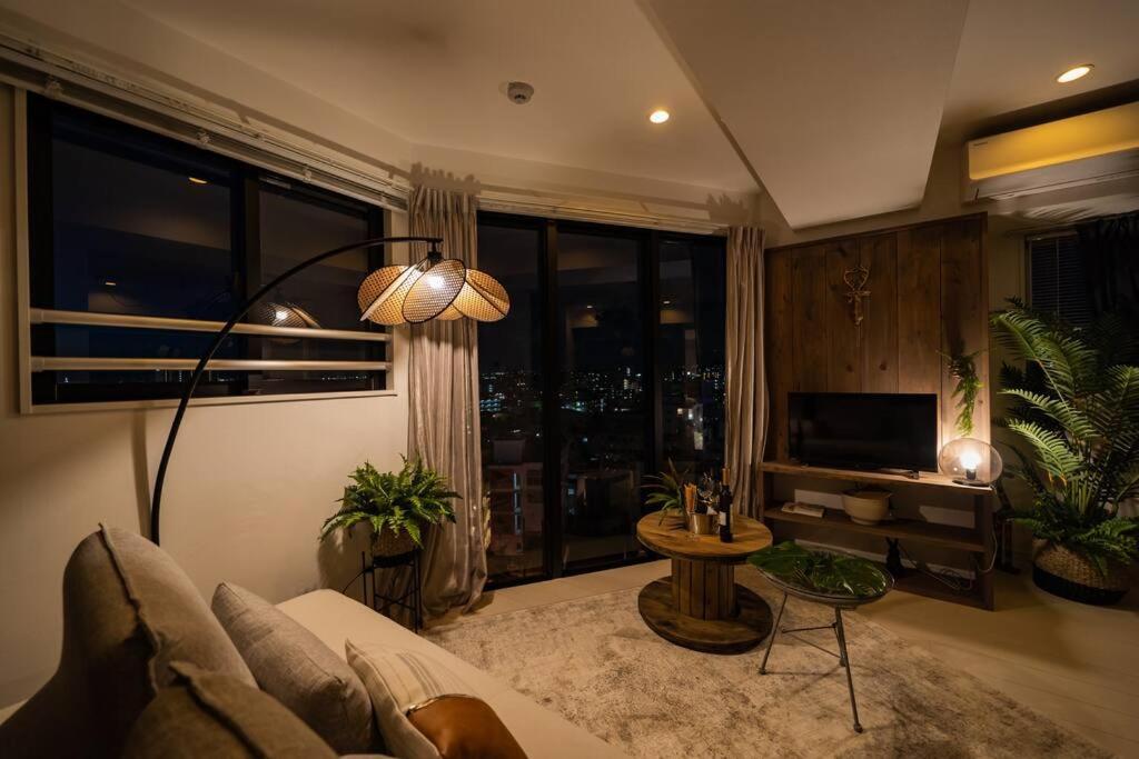 Apartamento The Penthouse Ginowan Urasoe Exterior foto