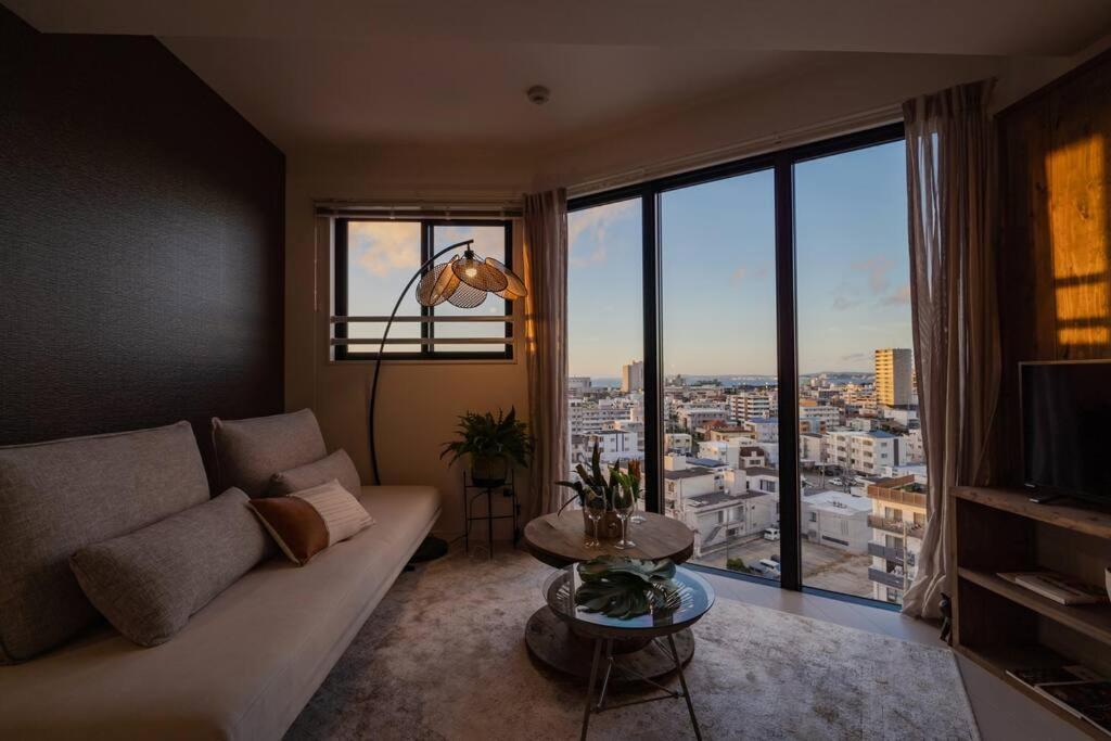 Apartamento The Penthouse Ginowan Urasoe Exterior foto